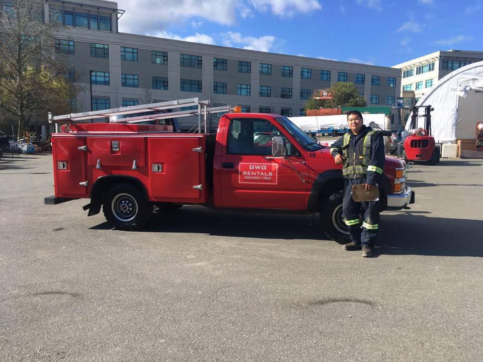 LVN Service Truck and Technician